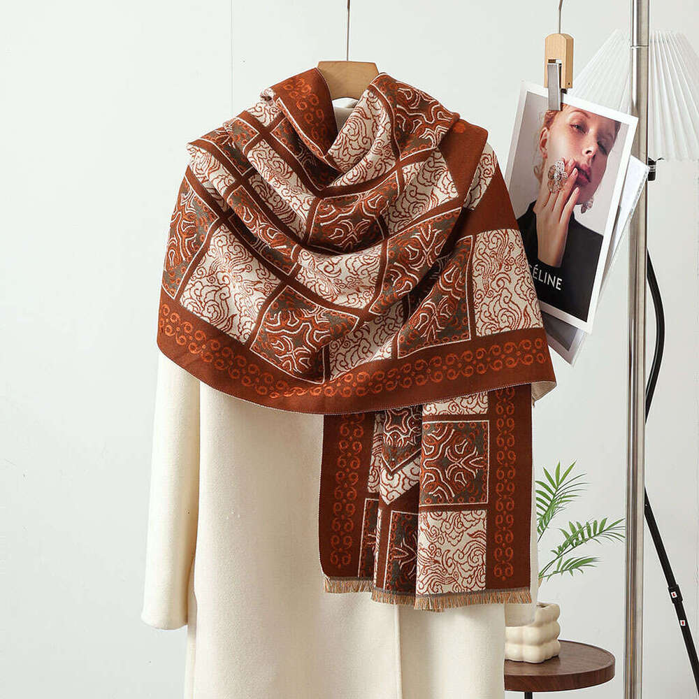 Imitation Cashmere for Women, Autumn and Winter 2026 New Vintage Totem Shawl, Versatile Thickened Warm Cold-Proof Scarf with Loose Edges