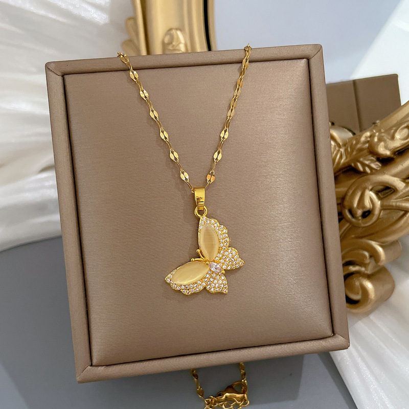 Titanium Steel Butterfly Luxury Women's Titanium Steel Necklace Full Diamond Crystal Pendant Clavicle Chain Designer Necklace Outdoor Fashion Jew
