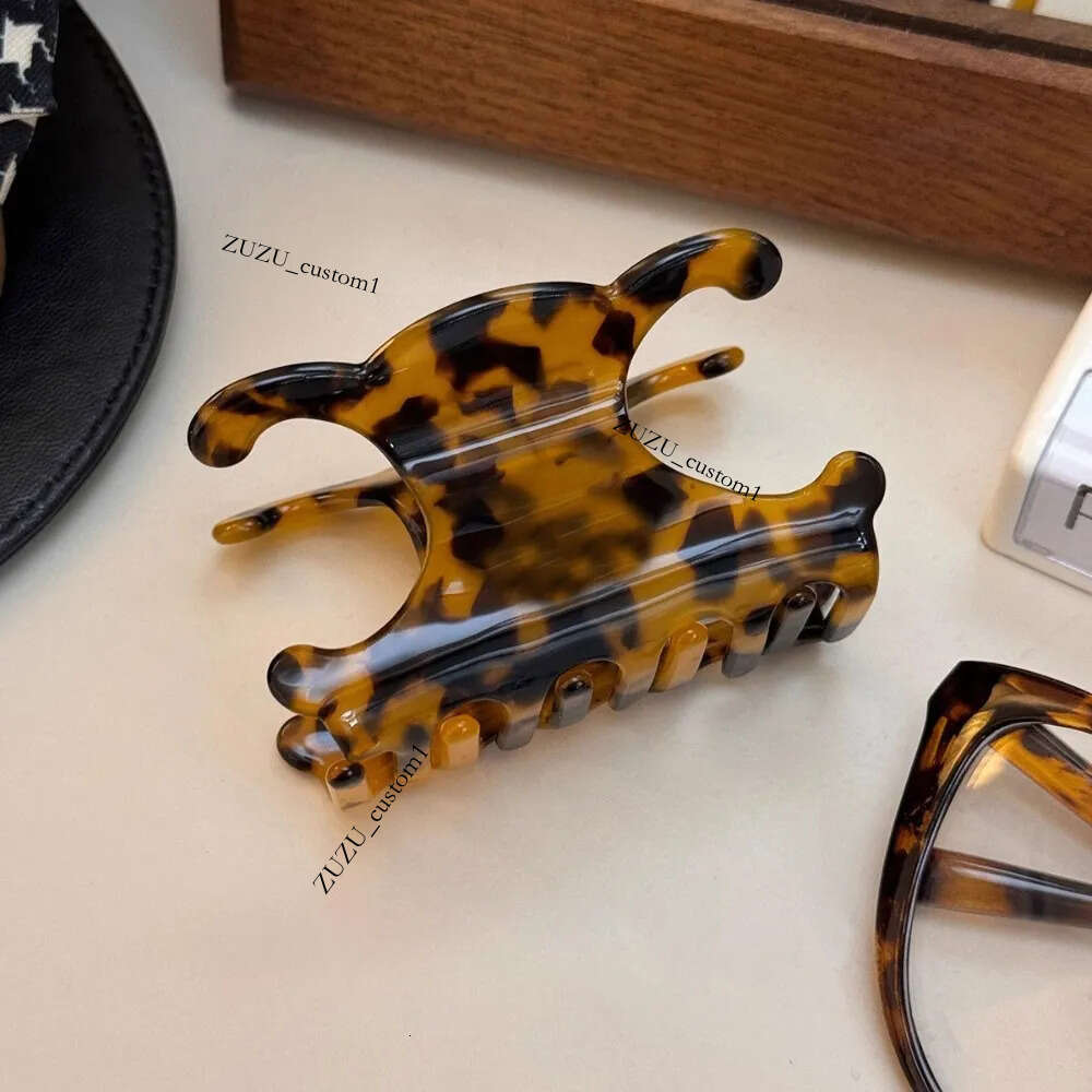 01 Exquisite French Arc De Triomphe Claw Women New Leopard Pattern Acetate Shark Clip Autumn Winter Fashion Gift Hair Accessories