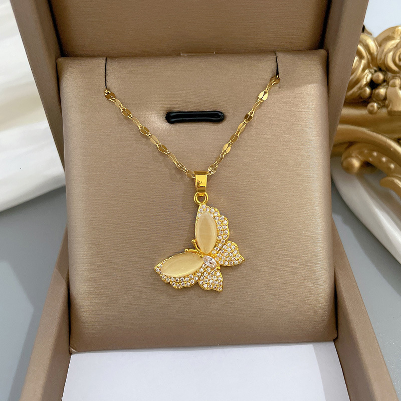 Titanium Steel Butterfly Luxury Women's Titanium Steel Necklace Full Diamond Crystal Pendant Clavicle Chain Designer Necklace Outdoor Fashion Jew