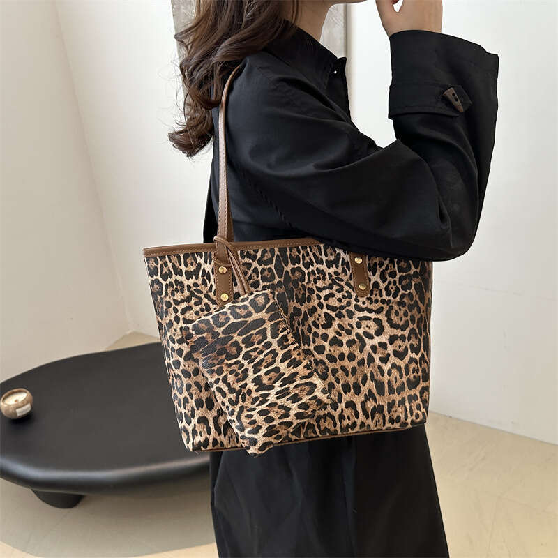 tote leopard print large capacity commuter versatile handbag single shoulder shopping new womens bag