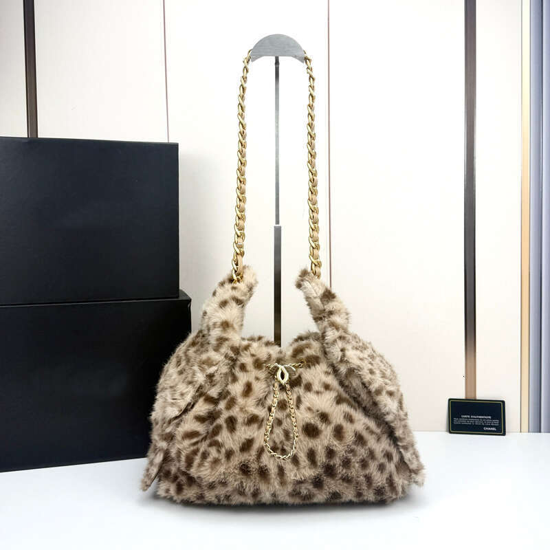 10A Designer Bucket bag Leopard Print Plush Large Tote Bag with 2 Pocket Chain Hobo Shoulder Bag 25bag 25S thick Leather woven metal chain shoulder bag