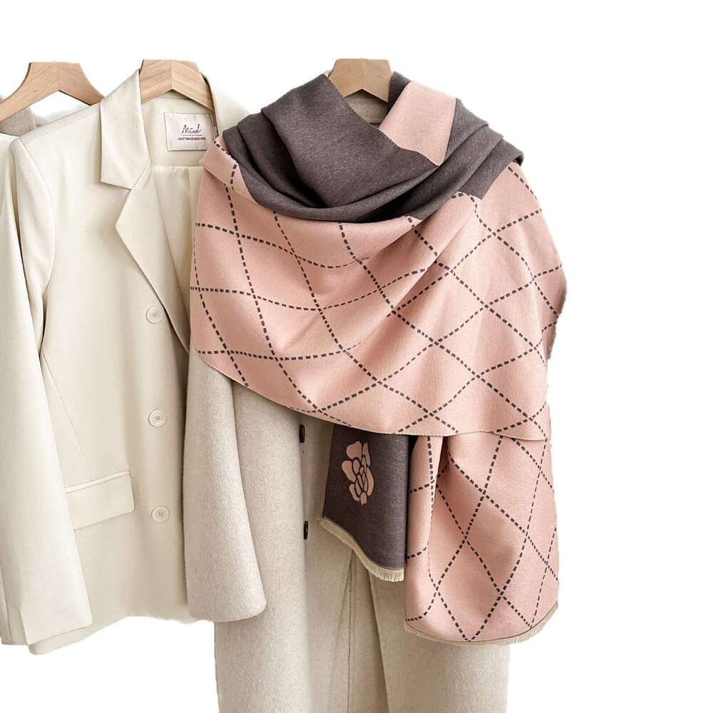 Light Luxury Small Fragrance Camellia Imitation Cashmere Scarf for Women, Elegant Double-Sided Autumn Winter Warm Neck Scarf