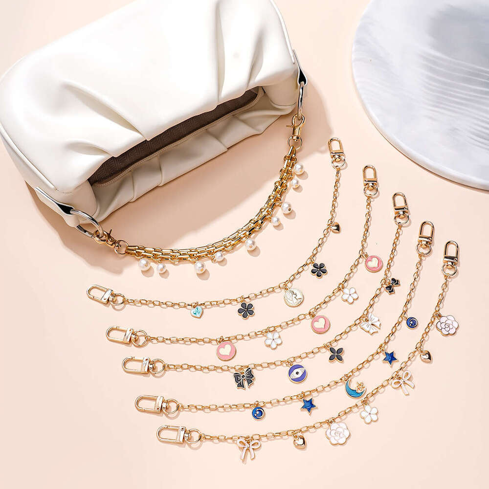 Hot Sale Trendy Flower Pearl Wallet Shoulder Bag Pendant Crossbody Metal Chain for Women