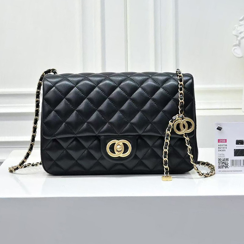 Designer bag Luxury shoulder bag Fashionable classic chain crossbody bag Metal letter hand-held double C-buckle makeup bag High-end master quality sheepskin bag