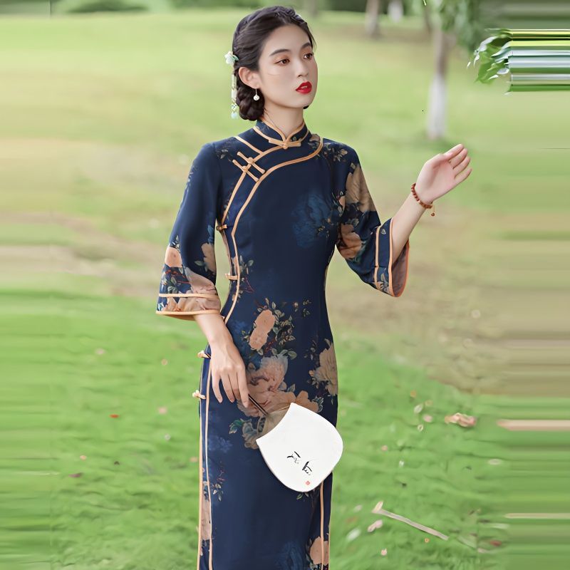The 2026 New Designer's New Chinese Style Improved Cheongsam Dress Is Suitable For Summer Women To Wear, With A Slim Fit Waist And Long Skirt Cov