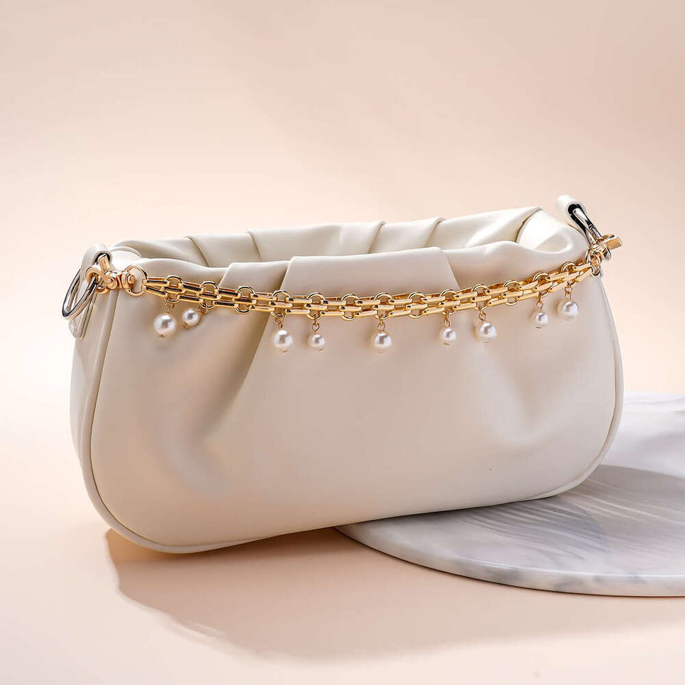 Hot Sale Trendy Flower Pearl Wallet Shoulder Bag Pendant Crossbody Metal Chain for Women