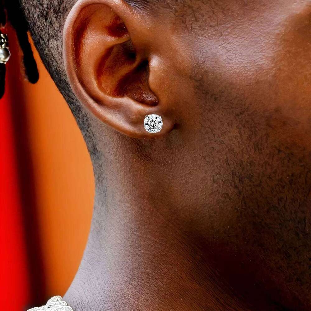 Advanced Luxury S925 Sterling Silver Premium Moissanite Stud Earrings Suitable For Daily Decoration