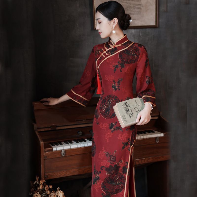 The 2026 New Designer's New Chinese Style Improved Cheongsam Dress Is Suitable For Summer Women To Wear, With A Slim Fit Waist And Long Skirt Cov