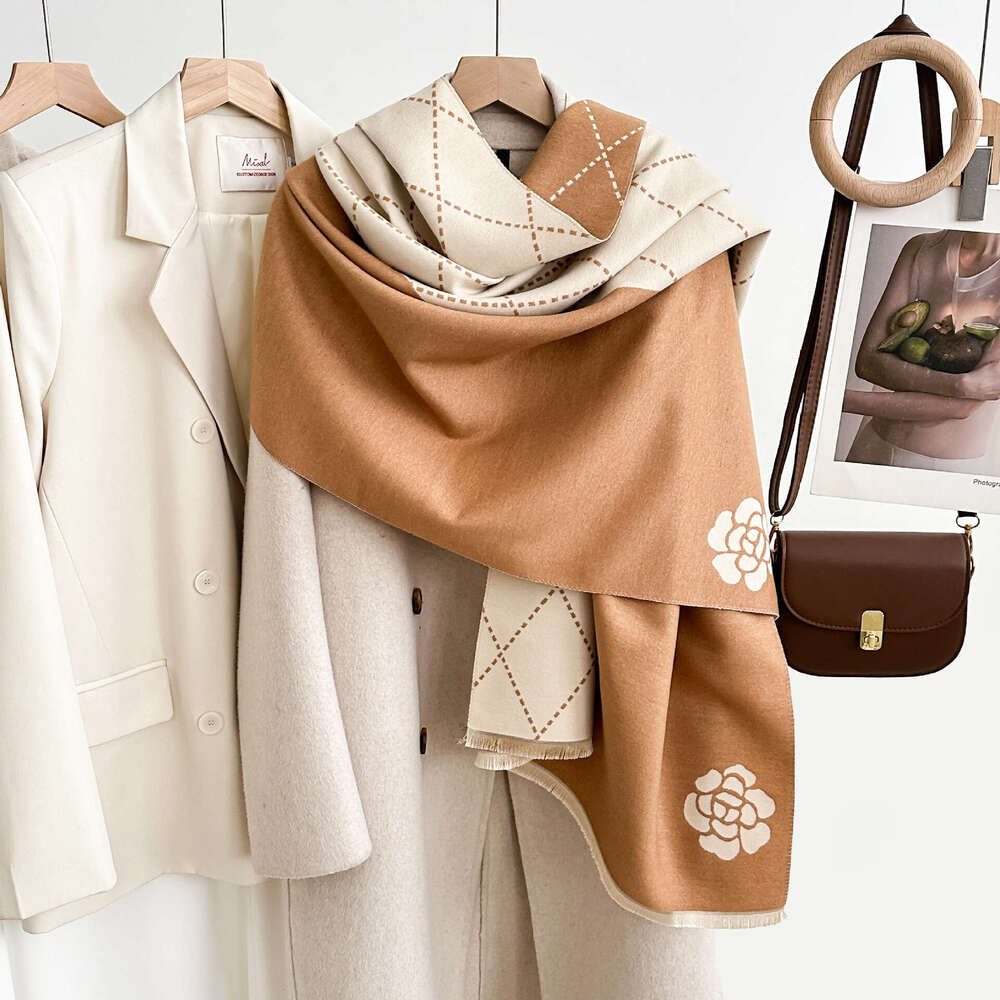 Light Luxury Small Fragrance Camellia Imitation Cashmere Scarf for Women, Elegant Double-Sided Autumn Winter Warm Neck Scarf