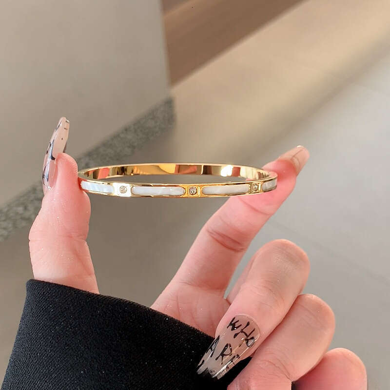 White Mother-of-Pearl Bamboo-Knot Bracelet Titanium Steel Premium Minimalist Round Shell-Inspired Bracelet Women's Fashion Jewelry