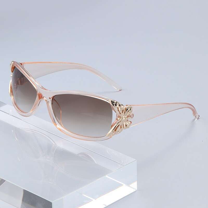 Sunglasses European American Style Butterfly Decorative Metal 1 Frame Fashion Versatile for Driving and Daily Outdoor Wear Gift High 1 Quality Texture
