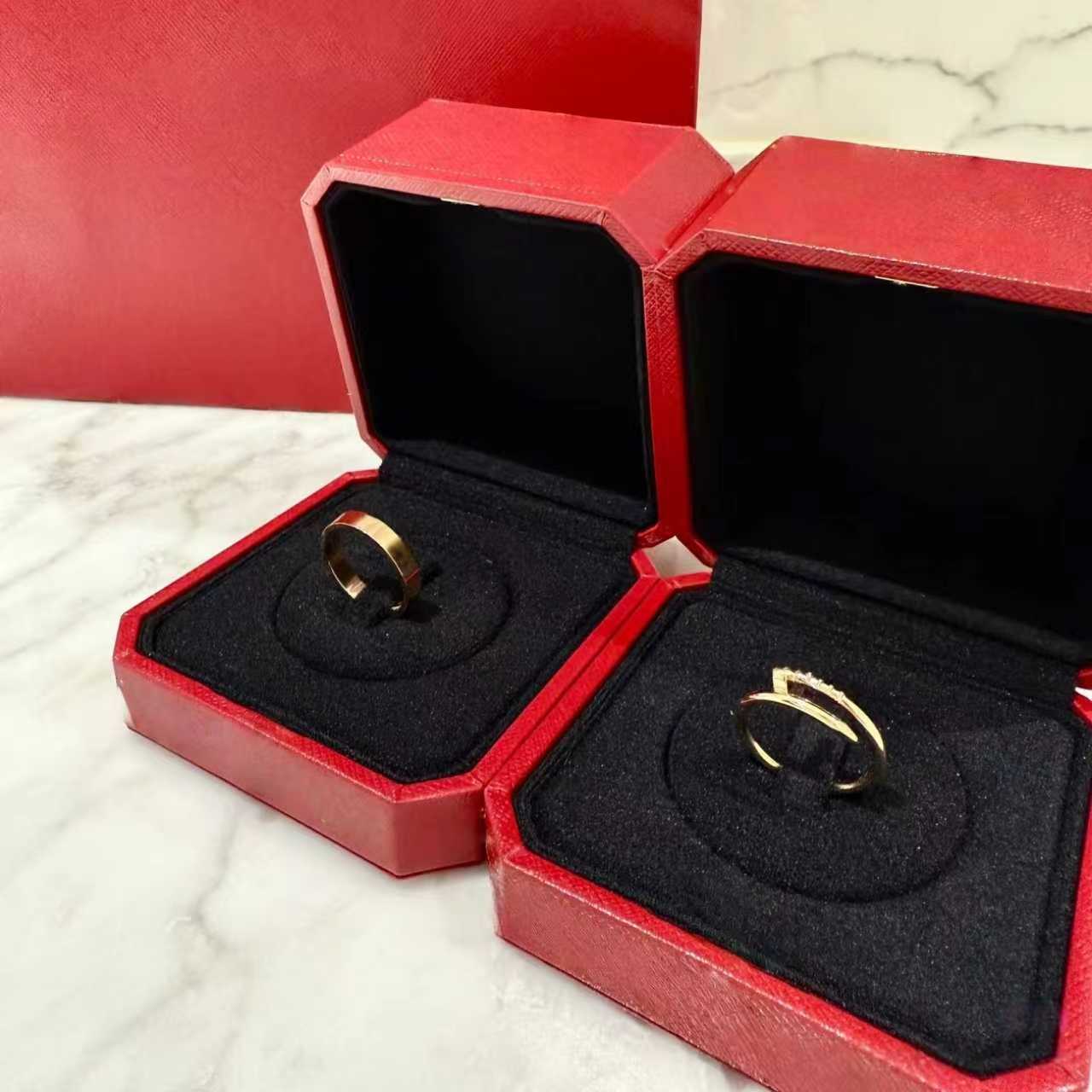 Luxury Classic nail ring Designer For Women Ring Gold Sliver Dias Fashion Trendy Couple Rings Nice Holiday Love Gifts Good with box