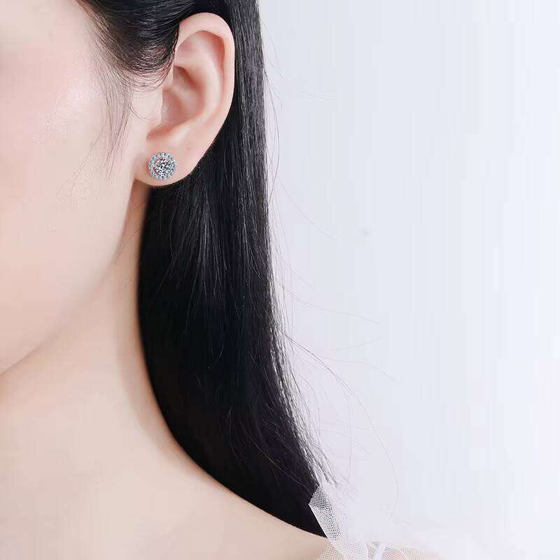 Luxury 925 Silver CZ Inlaid 1Carat VVS D Color Moissanite Round Earrings For Women And Men Jewelry