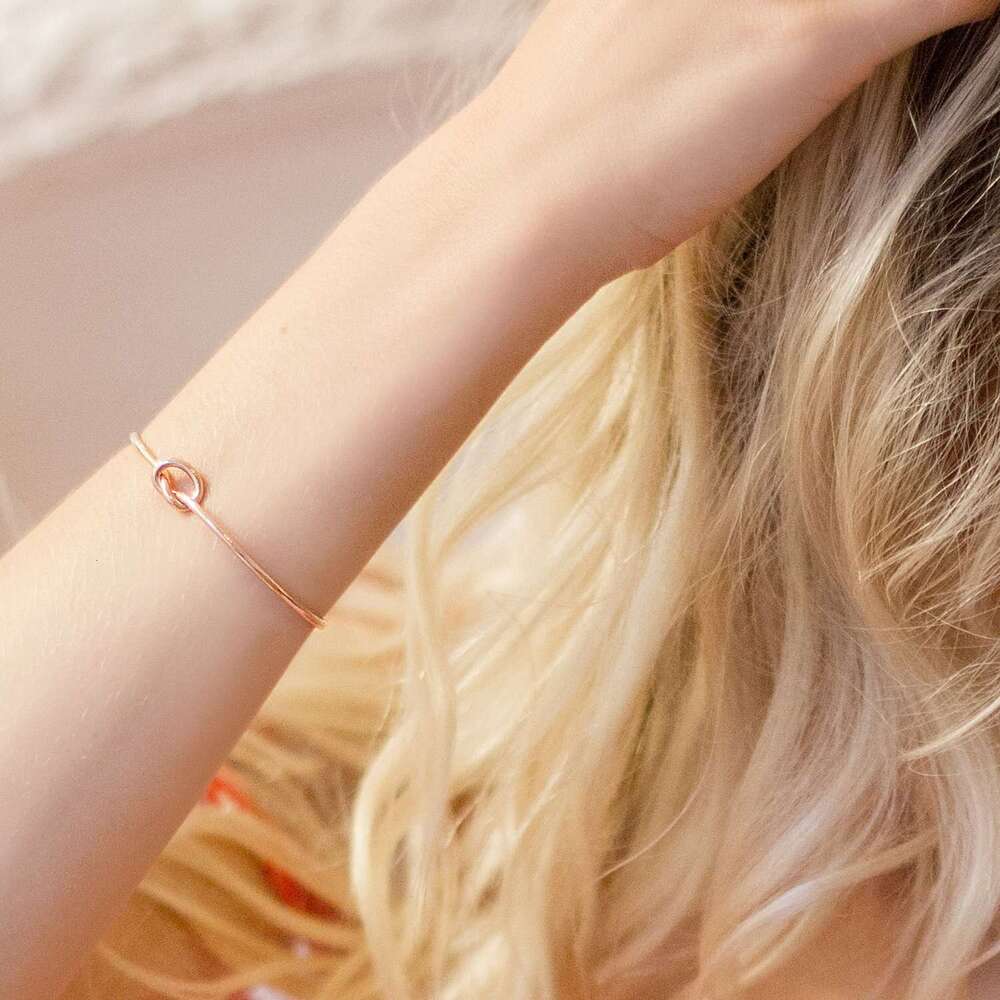Knot Heart-Shaped C-Link Stainless Steel Bracelet Open-Style Non-Fading Titanium Steel Jewelry 18K Gold-Plated Women's Style