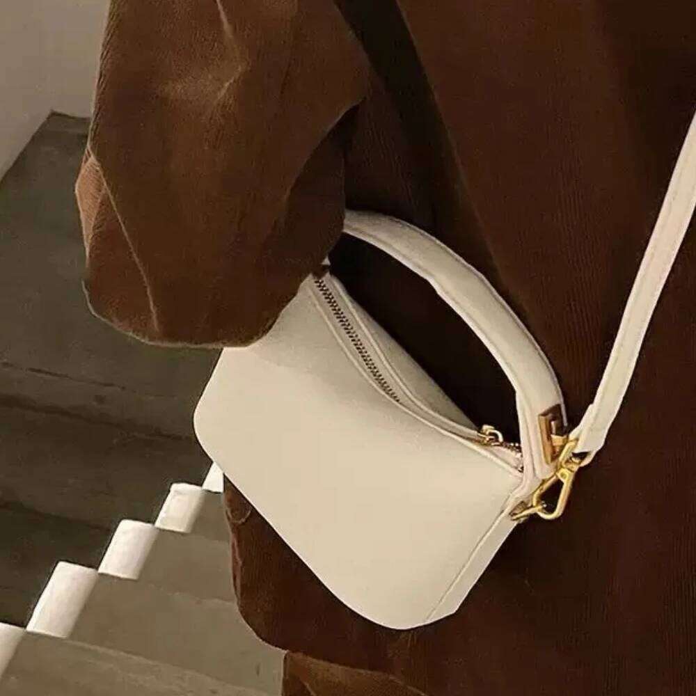 Women's Retro Soft Leather Small Square with Lychee Pattern Fabric Comfortable High-quality Casual and Simple Crossbody Bag C260204