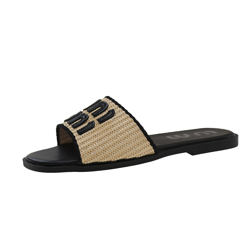 hot Free delivery designer Large size flat slippers for women 2026 summer fashionable retro woven outdoor slippers