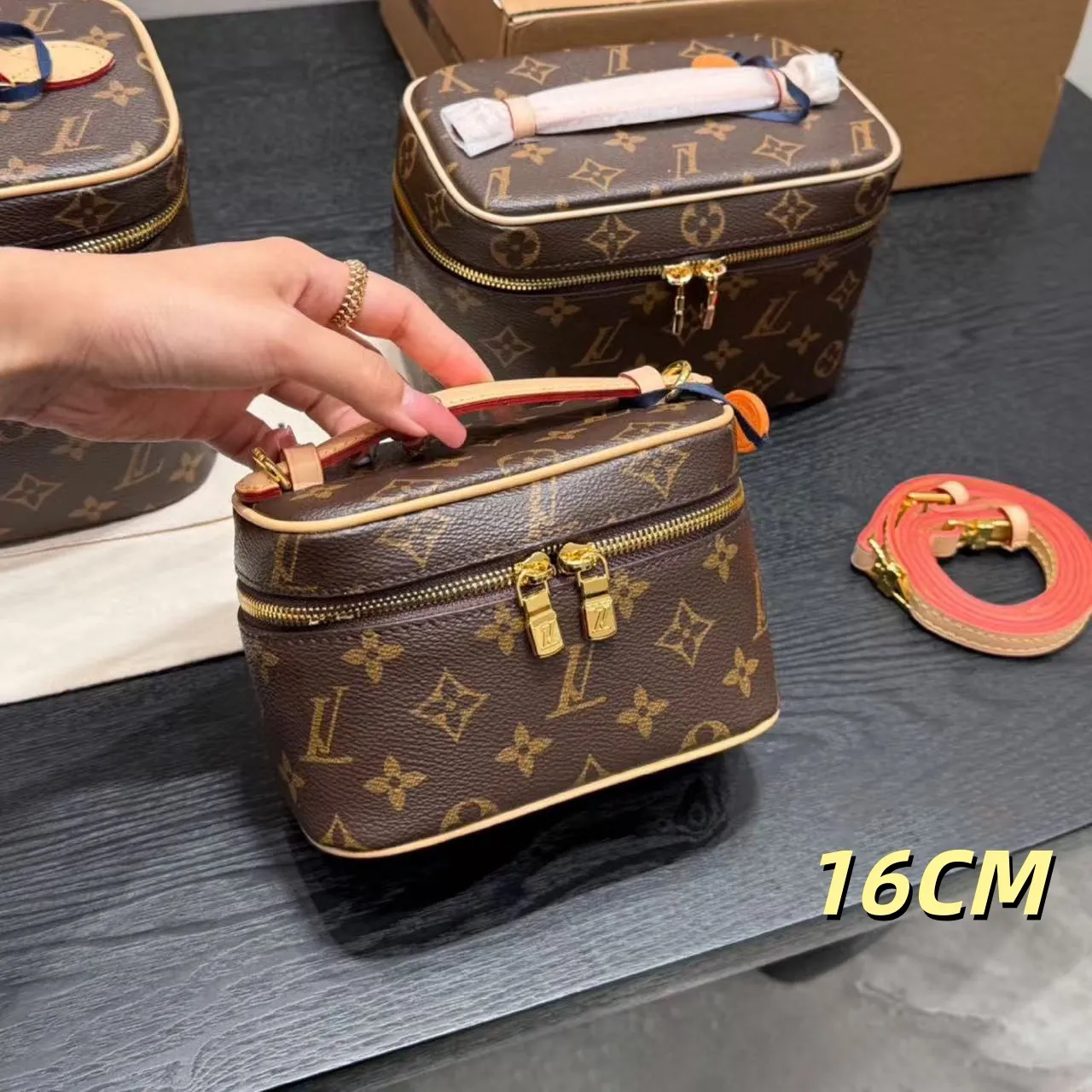 Designer Bag Makeup Bag Luxury Cosmetic bag High Quality Women's Handbag Purse Cowhide travel Storage Bag Toiletry Bag Mini Brown vanity bag designer cosmetic bag 331