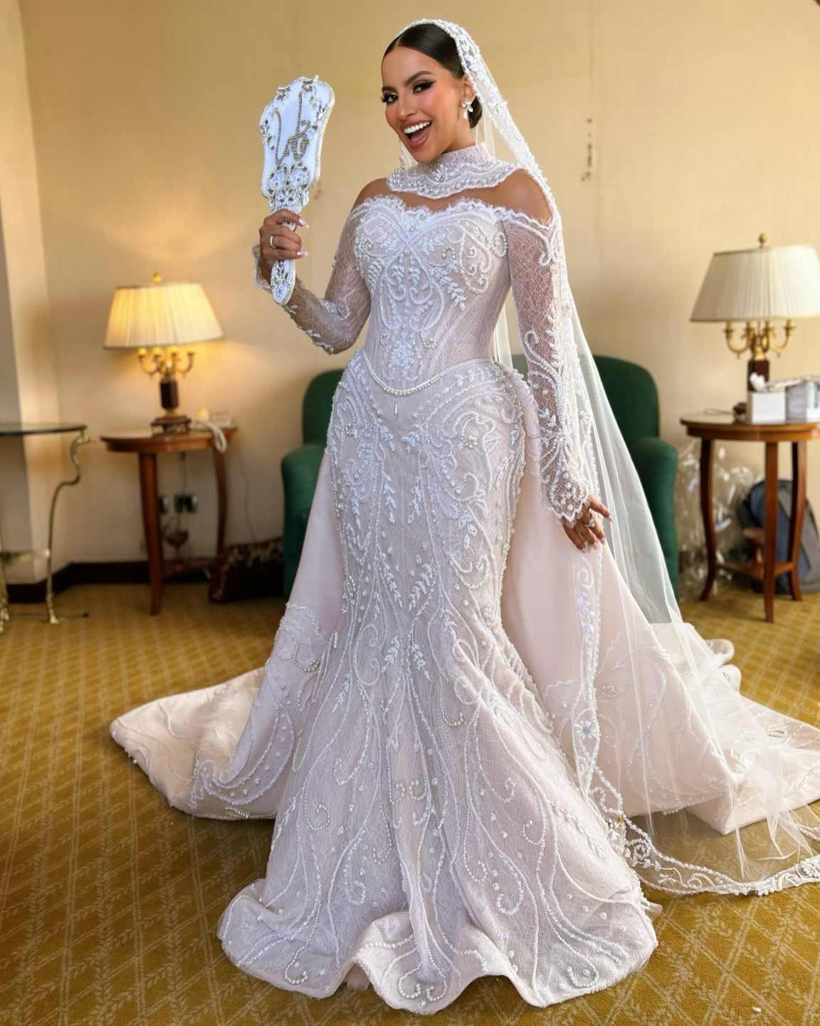 Detachable Train Sleeve Beaded Wedding Dress Charming Lace Appliques Bridal Gown Customized Luxury Mermaid Dresses For Bride