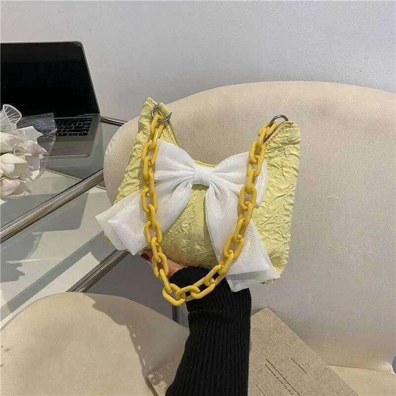 New Commuting Trendy Small Large Capacity Women's Casual Versatile tote bag Fashion Cute Bow Chain Crossbody Bag C260204