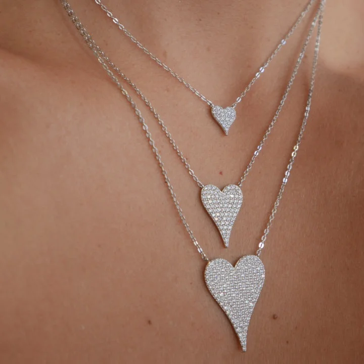 Hot Sale New Fashion Design Micro Pave Clear Cz Cute Danity Heart Charm Pendant Necklace Women Delicate Chain Hearts Jewelry