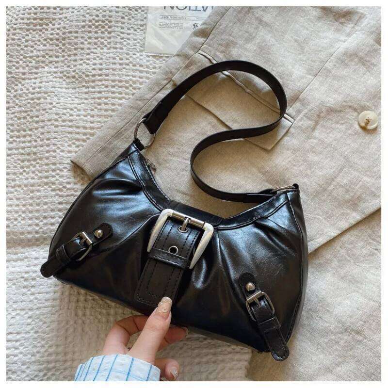 Large-capacity pleated armpit for women 2025 new retro commuter temperament motorcycle old style shoulder bag C260204