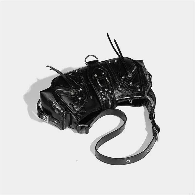 28GD Women Armpit Multi-Pockets Handbag All-matching Crossbody Rivets Commuting Retro Shoulder Bag for Daily C260204