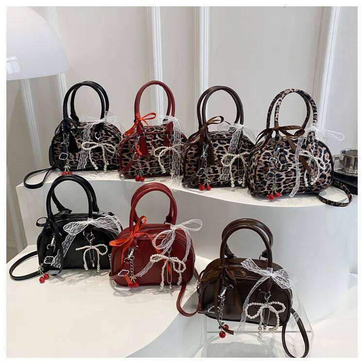Vintage Leopard Pu Shoulder Bags for Women Portable Trendy Ladies Crossbody Bag Lace Pearl Pendant Female Bowling Handbags C260204