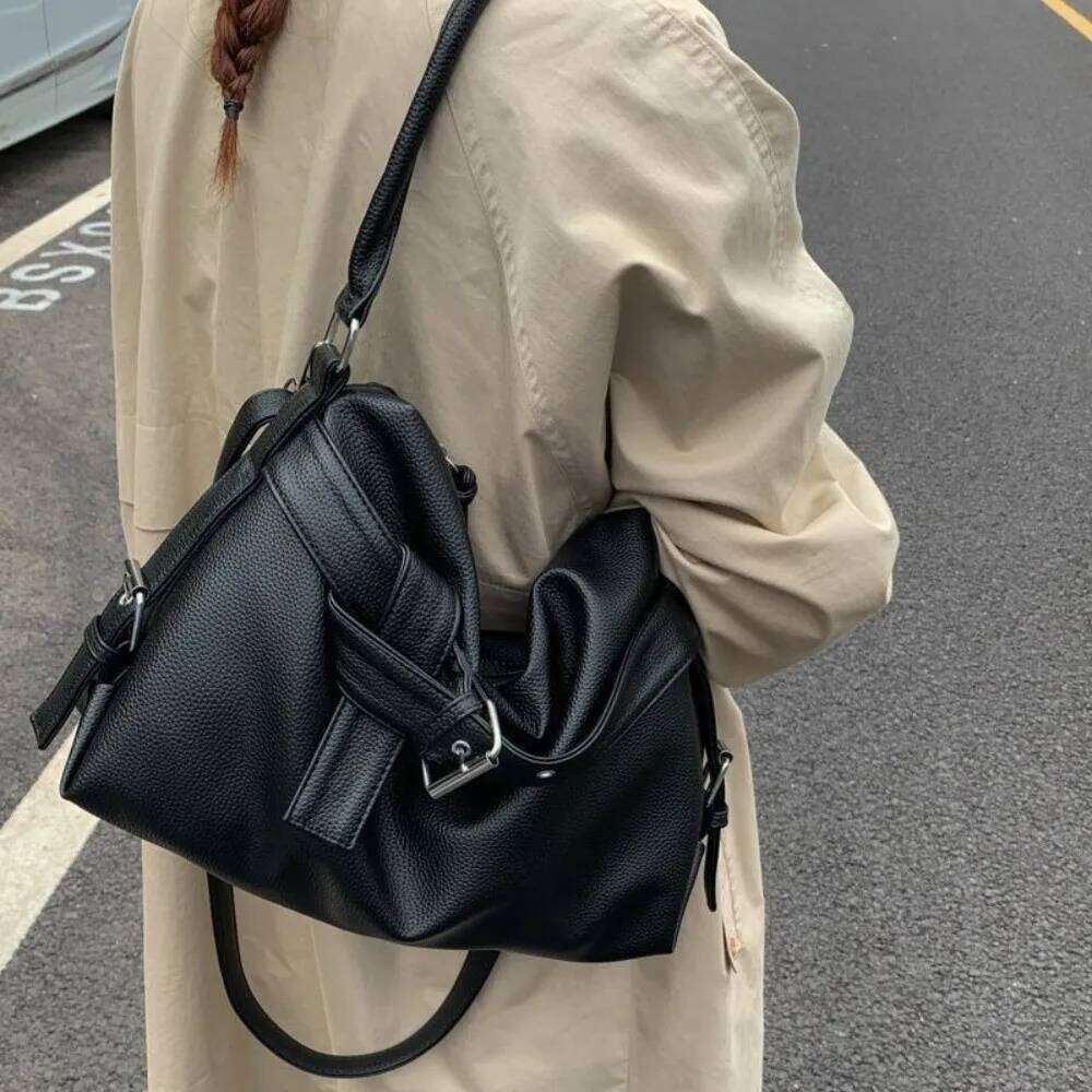 Fashionable Large Capacity Shoulder Black Soft Leather Tote Underarm Crossbody Bag Women C260204