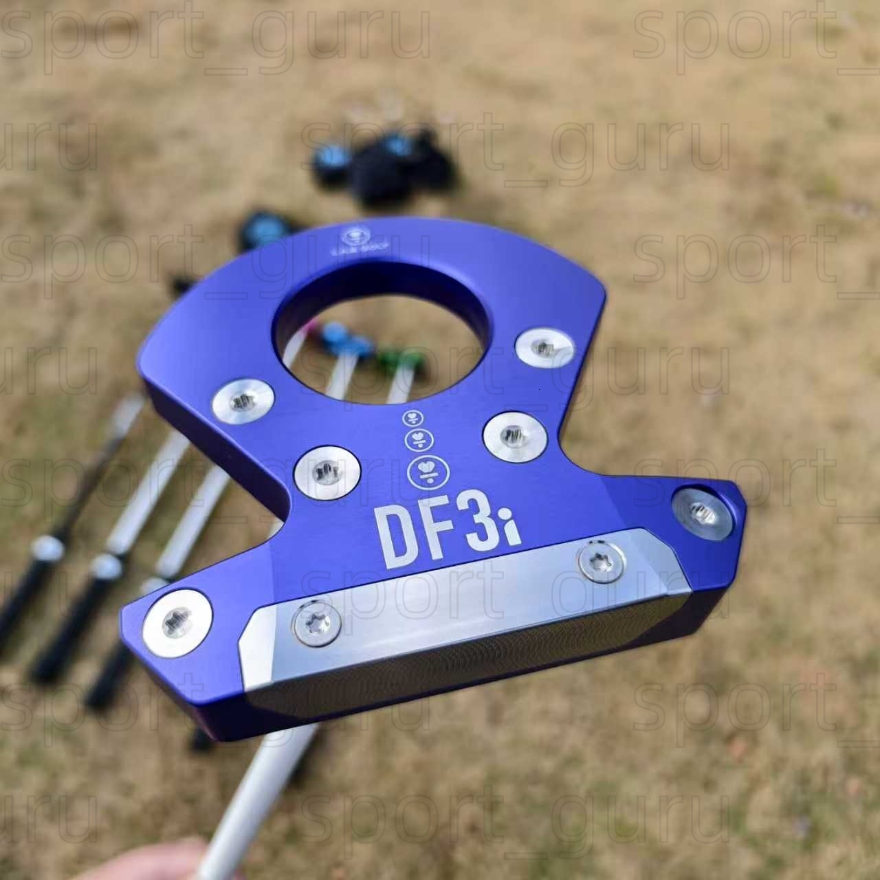 Golf club putter LAB DF3i Putter Big Black Bull Balanced and Stable High Capacity Wrong Male and Female Putter 33/34/35 inch Customizable dark_hole