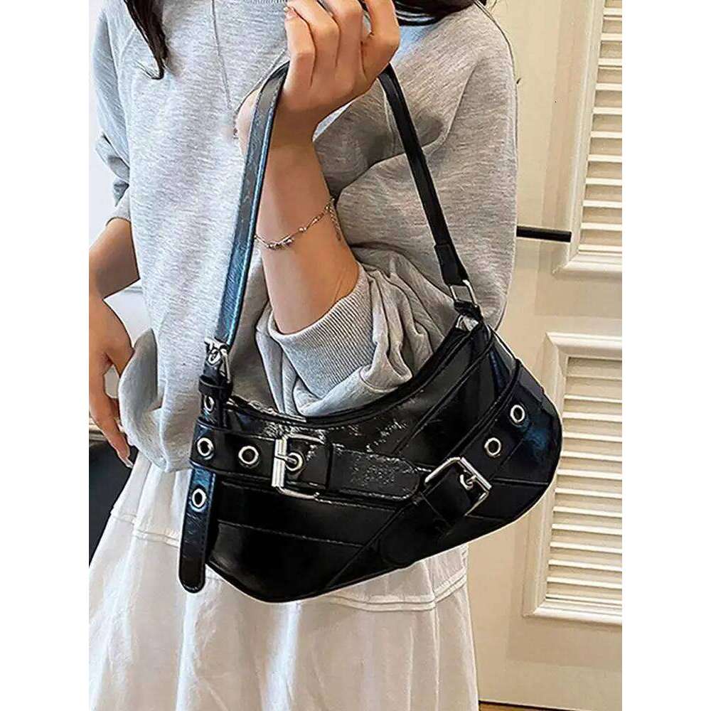 Y2K Punk Shoulder Vintage Maillard Style Belt Design Crossbody Bag Retro Edgy Underarm Purse for Women C260204