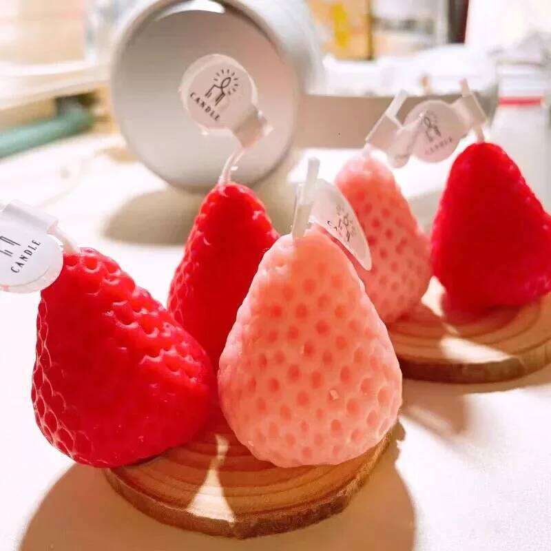 4pcs/1pc Strawberry Soy Wax Aromatherapy Scented Fruit Candles Birthday Cake Topper Party Home Decoration Room Accessory S260204
