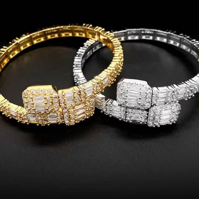 Fine Jewelry Bracelet 925 Silver Gold Plated Resizable Iced Out VVS Baguette Moissanite Bangle Bracelet