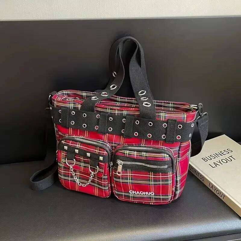 PU CHAINS Zipper Shoulder Bag Decorative Casual Bags on Sale 2025 New Plaid Locomotive Style Women's Handbags C260204