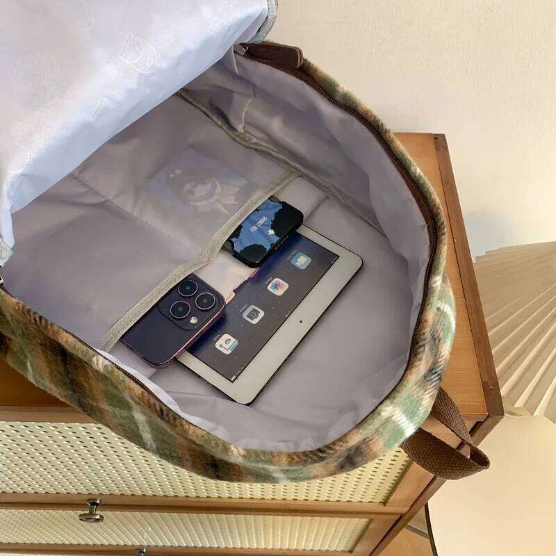 New Fashion Plaid Woollen Women Backpack Student Book Bag Backpacks for Teenage Girls School Bags Large Capacity Travel Rucksack Z260204