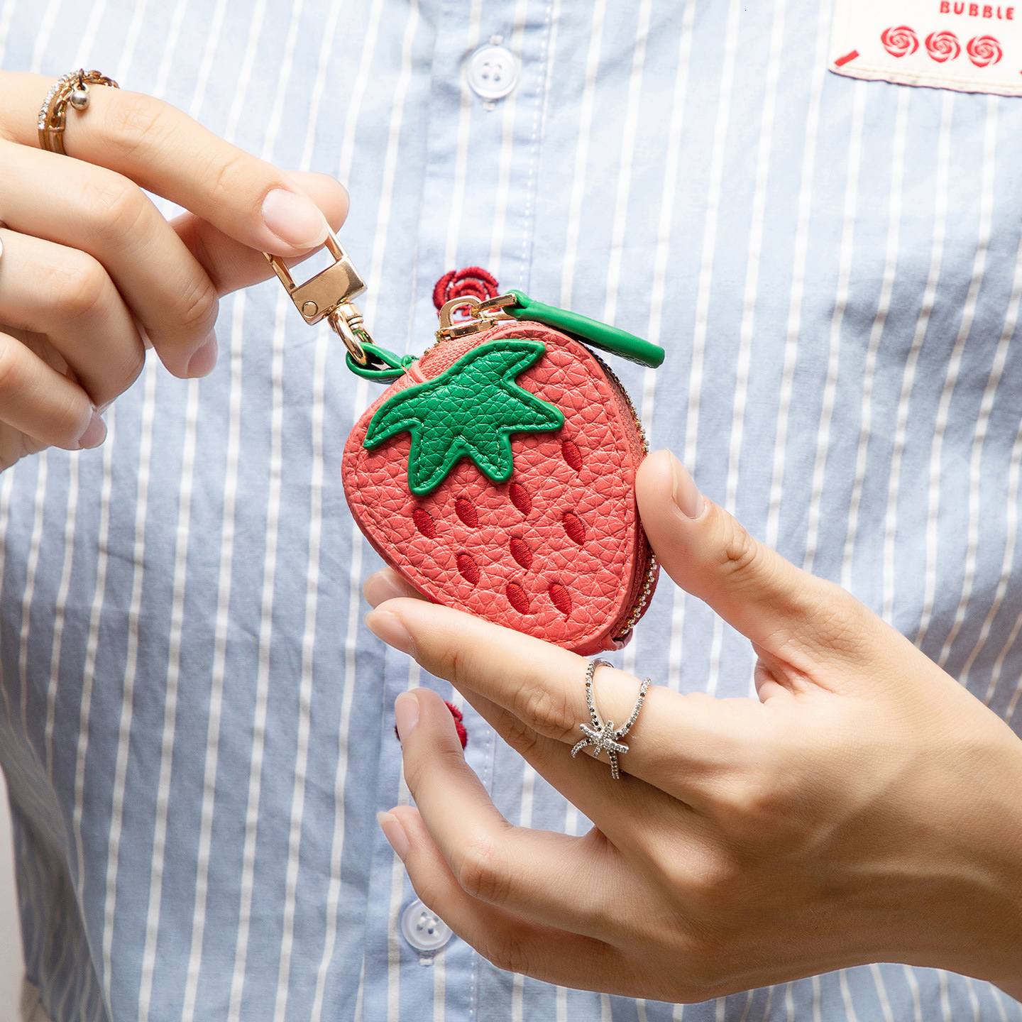Retro Y2K Purse Accessory Key Chain Fruit Bag Pendant Strawberry Shape Coin Purse Multi-Functional Key Bag Earphone Bag Cute Wallet Mini Coin Bag