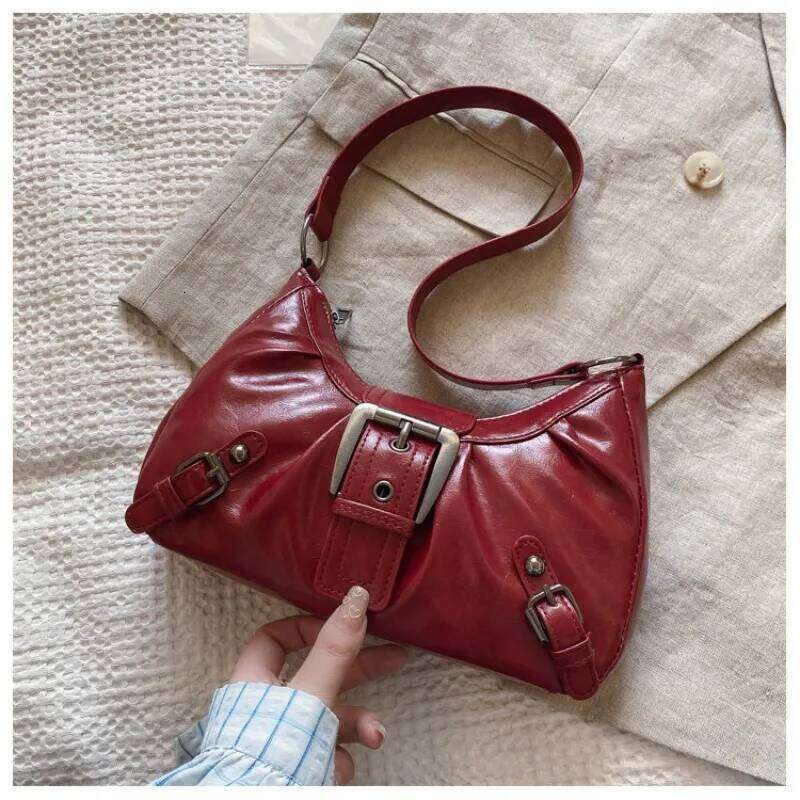 Large-capacity pleated armpit for women 2025 new retro commuter temperament motorcycle old style shoulder bag C260204