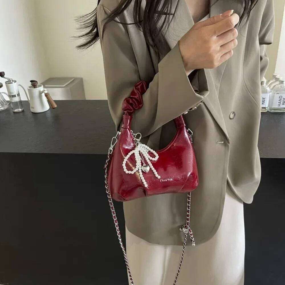 Fashion Pleated Handle Design Underarm Bags Pu Leather Y2K Crossbody Bag Adjustable Strap Pearl Bow Handbag Ladies C260204