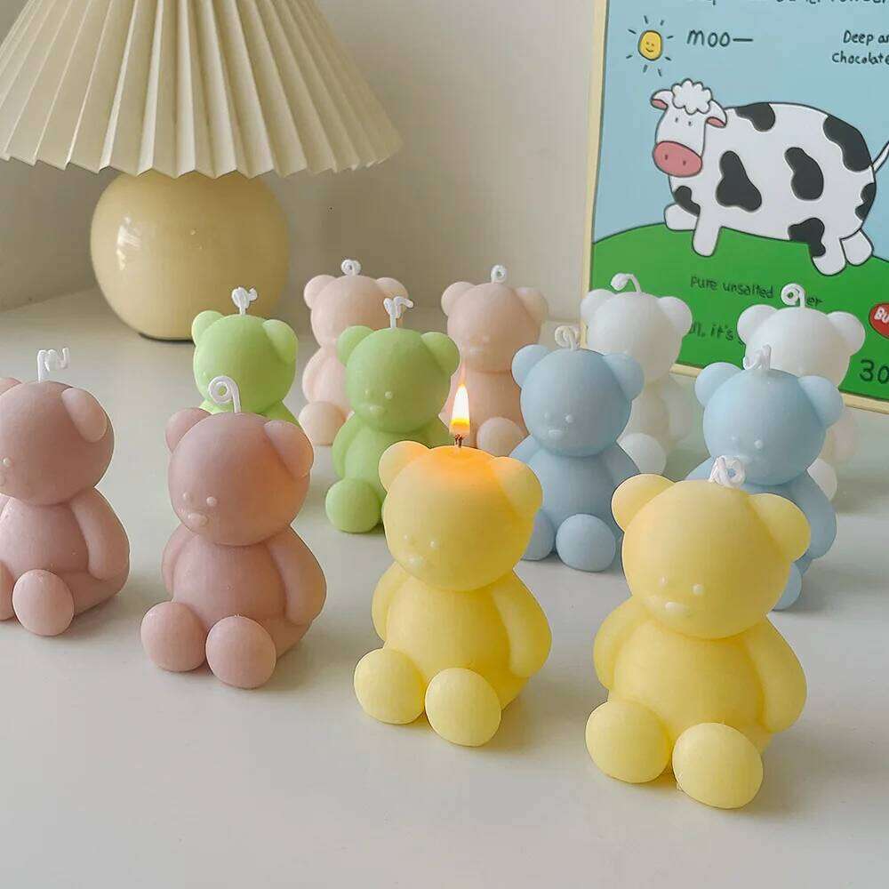 Creative Ins Macaroon Color Cartoon Cute Small Bear Aroma Candles Indoor Deodorant Fragrance Ornaments Soy Wax Birthday Gifts S260204
