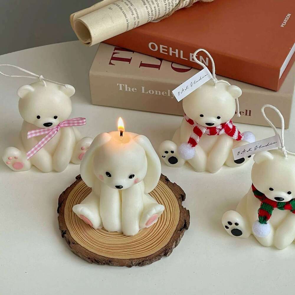 Hand-painted Bear Christmas Ins Photo Prop Party Favor Cross-border Artisan Soy Wax Candle Cozy Holiday Table Decor S260204