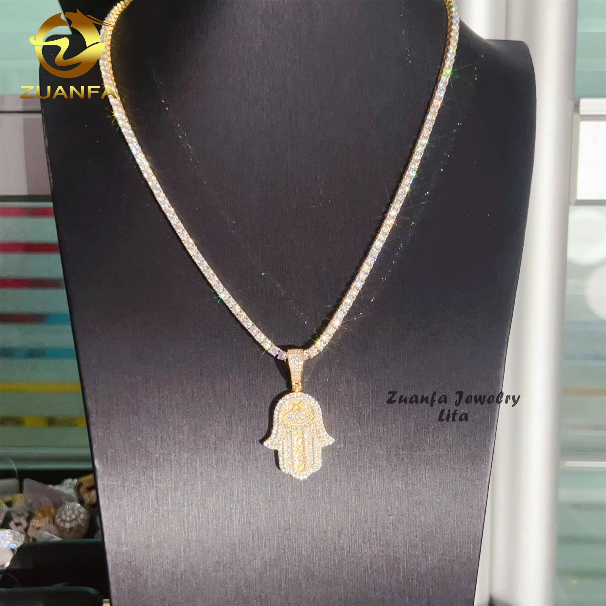 New Arrival Hip Hop Jewelry 18k Gold Plated GRA Certificate Custom 925 Silver VVS Moissanite Hamsa Hand Pendant