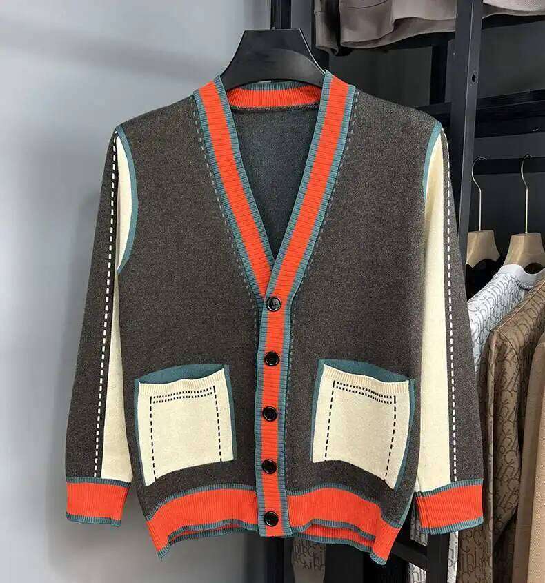 Luxury Brand Men's Knitted Cardigan V-Neck Splicing Color Collision Sweater Coat Autumn Winter Japan Fashion Exquisite Menswear