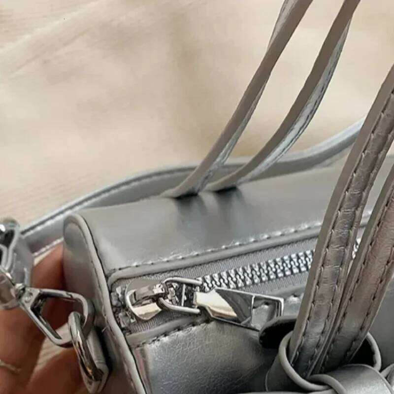 Cute Bow Tie Design Underarm Bags for Women Y2K Korean Fashion Handbags and Purses Pu Leather Shoulder Designer Bag C260204