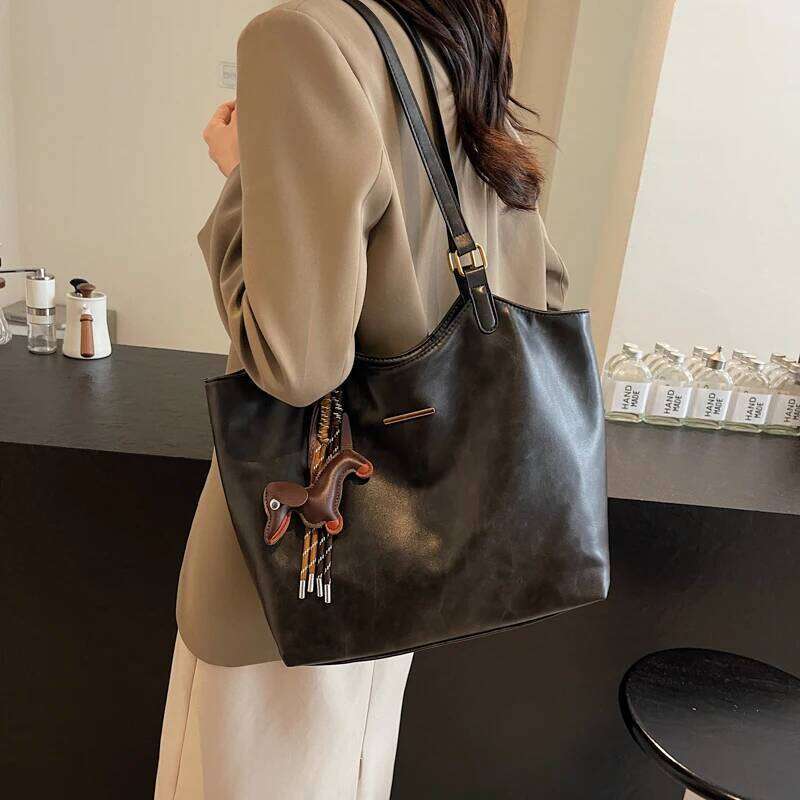 Women Vintage Shoulder PU Leather Retro Tote Handbag Large Capacity Fashion Underarm Female Travel Work Bag C260204