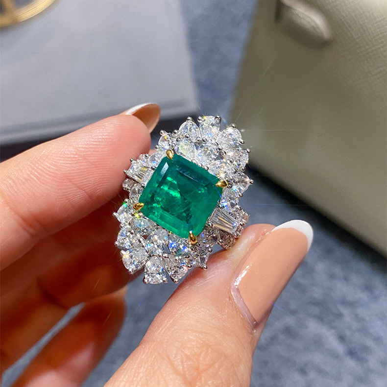 Sparkling Luxury Jewelry Wedding Rings 925 Sterling Silver Fill Princess Cut Emerald Water Drop Zircon CZ Diamond Party Women Open Ring Adjustable Siz