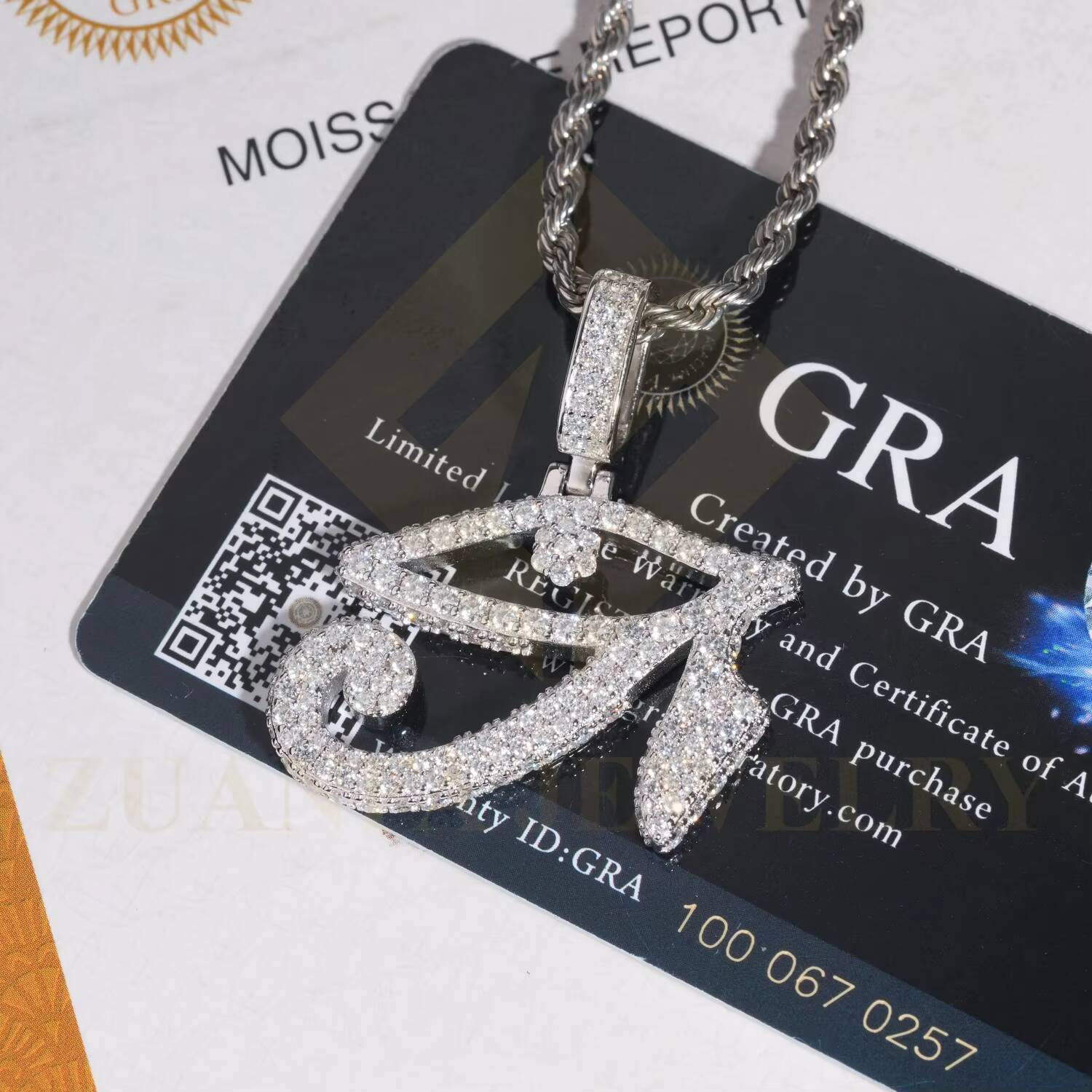 RTS Eyes Pendant Moissanite 925 Silver White Gold Plated Iced Out Pendant Ready To Ship Fine Jewelry