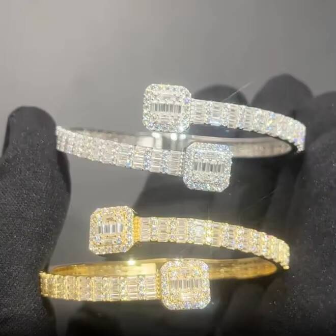Fine Jewelry Bracelet 925 Silver Gold Plated Resizable Iced Out VVS Baguette Moissanite Bangle Bracelet
