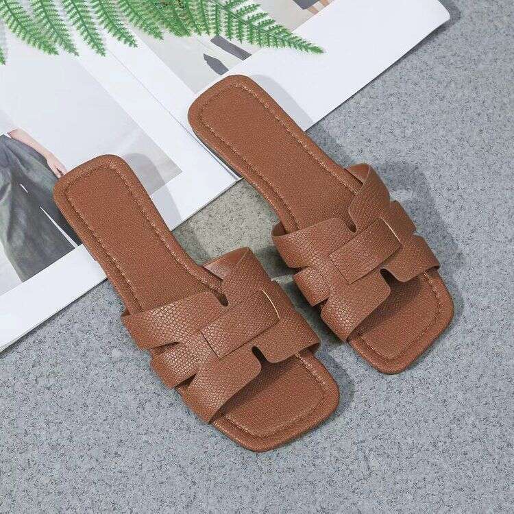Plus Size 2026 Summer European and American Style Internet Celebrity Outdoor Wear Ins Trend Woven Flat Beach Sandals Women Slippers