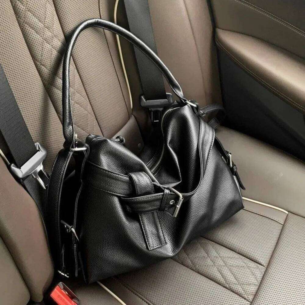Fashionable Large Capacity Shoulder Black Soft Leather Tote Underarm Crossbody Bag Women C260204