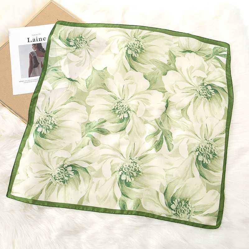 70 cm square silk scarf with high-quality printed pattern. Spring/autumn women's new style professional neck scarf. Satin fabric scarf.250904